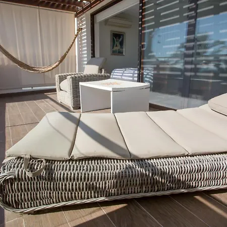 Penthouse Duplex Overlooking The Mediterranean