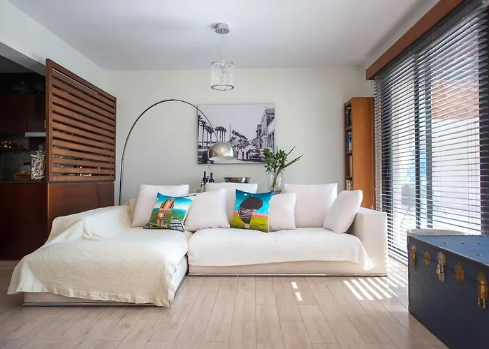 Penthouse Duplex Overlooking The Mediterranean Larnaca