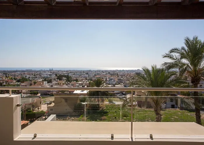 Апартаменти Penthouse Duplex Overlooking The Mediterranean