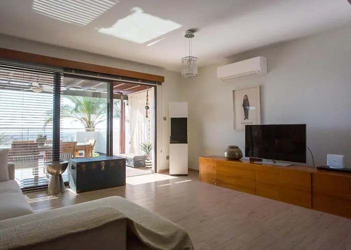 Penthouse Duplex Overlooking The Mediterranean